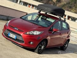 Nero Usata 2010 Ford Fiesta Titanium Tre volumi | 3300 € (Ottimo prezzo)