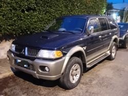 Blu Usata 2006 Mitsubishi Pajero SUV | 8500 €