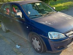 Blu Usata 2004 Opel Corsa Due volumi | 900 € (Buon prezzo)