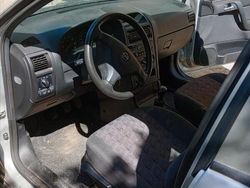 Grigio Usata 2002 Opel Astra Tre volumi | 2200 €