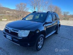 Nero Usata 2011 Dacia Duster Lauréate SUV | 4990 € (Buon prezzo)