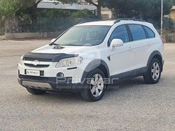 Bianco Usata 2009 Chevrolet Captiva LT SUV | 3990 € (Buon prezzo)