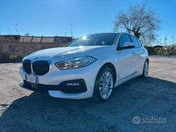 Bianco Usata 2022 BMW 116 Advantage Due volumi | 21.500 € (Buon prezzo)