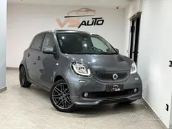 Grigio Usata 2017 Smart ForFour Brabus Tre volumi | 16.999 € (Buon prezzo)