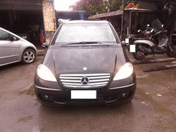 Nero Usata 2008 Mercedes A160 Avantgarde Tre volumi | 2999 € (Cara)