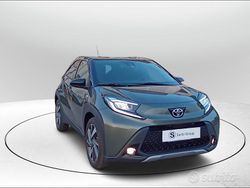 Verde Usata 2022 Toyota Aygo Lounge Due volumi | 15.400 € (Buon prezzo)