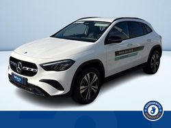 Bianco pastello Usata 2024 Mercedes GLA180 Advanced Plus SUV | 42.800 € (Buon prezzo)