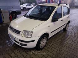 Bianco Usata 2009 Fiat Panda Dynamic Tre volumi | 2700 € (Ottimo prezzo)