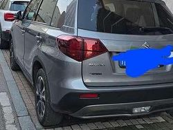 Grigio Usata 2023 Suzuki Vitara SUV | 21.500 € (Buon prezzo)