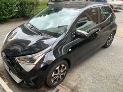 Nero Usata 2021 Toyota Aygo Due volumi | 14.200 € (Buon prezzo)