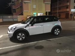 Bianco Usata 2016 Mini Countryman SUV | 15.500 €