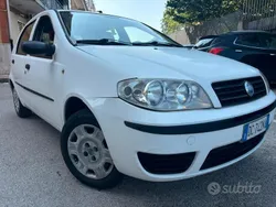 Bianco Usata 2006 Fiat Punto Active Due volumi | 1499 € (Buon prezzo)