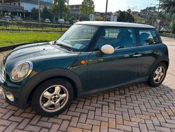 Verde Usata 2009 Mini Cooper D Due volumi | 4000 € (Buon prezzo)