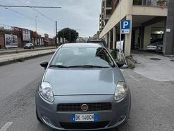 Grigio Usata 2007 Fiat Grande Punto Due volumi | 2999 € (Buon prezzo)