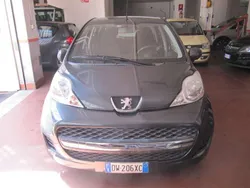Solid gray Usata 2009 Peugeot 107 Allure Due volumi | 4700 € (Buon prezzo)