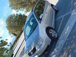 Grigio Usata 2005 VW Touran Monovolume | 3500 € (Molto cara)