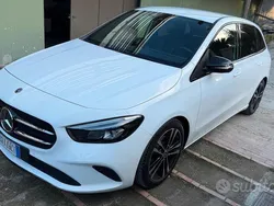 Usata 2021 Mercedes B180 Monovolume | 24.000 € (Buon prezzo)