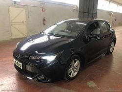 Blu/azzurro Usata 2022 Toyota Corolla Business Edition Tre volumi | 15.890 € (Buon prezzo)