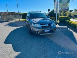 Grigio Usata 2012 Fiat Freemont Lounge SUV | 10.700 € (Molto cara)