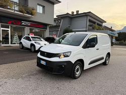 Bianco Usata 2020 Peugeot Partner Premium Monovolume | 12.800 € (Buon prezzo)