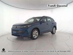 Nightshade blue metallizzato Usata 2025 VW Tiguan Life SUV | 35.900 € (Buon prezzo)