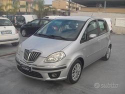 Grigio Usata 2009 Lancia Musa Monovolume | 3300 € (Ottimo prezzo)