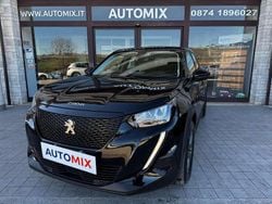 Nero Usata 2021 Peugeot 2008 Active SUV | 15.900 € (Buon prezzo)