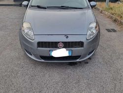 Usata 2008 Fiat Grande Punto Due volumi | 2000 € (Buon prezzo)