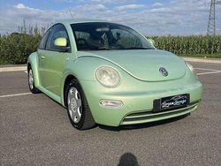 Verde Usata 2000 VW Beetle Tre volumi | 2900 € (Buon prezzo)