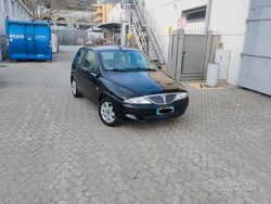 Nero Usata 2002 Lancia Ypsilon Due volumi | 1900 € (Buon prezzo)