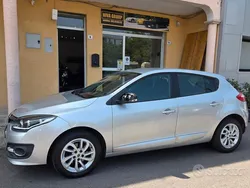 Argento Usata 2015 Renault Mégane III Tre volumi | 6500 € (Buon prezzo)