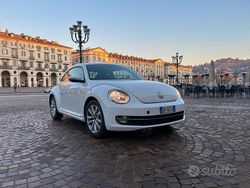 Bianco Usata 2012 VW Maggiolino Tre volumi | 9800 € (Buon prezzo)