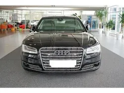 Nero(met.) Usata 2017 Audi A8L Tre volumi | 177.000 €