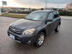 Grijs Gebruikt 2009 Toyota RAV4 SUV | 4200 €