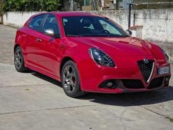 Rosso Usata 2016 Alfa Romeo Giulietta Super Tre volumi | 11.900 € (Cara)