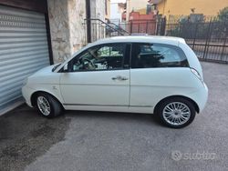 Usata 2010 Lancia Ypsilon Due volumi | 3150 € (Ottimo prezzo)