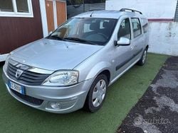 Grigio Usata 2011 Dacia Logan MCV Ambiance Station wagon | 2500 € (Buon prezzo)