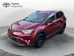 Rosso Usata 2018 Toyota RAV4 Hybrid Lounge SUV | 19.900 € (Buon prezzo)