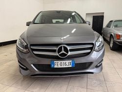 Grigio Usata 2016 Mercedes B160 Premium Monovolume | 10.900 € (Buon prezzo)