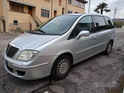 Grigio Usata 2006 Lancia Phedra Monovolume | 1600 € (Ottimo prezzo)