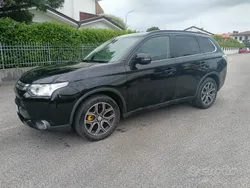 Usata 2015 Mitsubishi Outlander SUV | 11.800 € (Super prezzo)