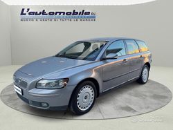 Grigio Usata 2005 Volvo V50 Momentum Station wagon | 1900 € (Ottimo prezzo)