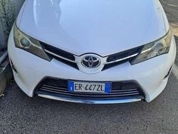 Usata 2013 Toyota Auris Lounge Tre volumi | 6000 € (Ottimo prezzo)