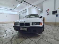 Bianco Usata 1991 BMW 316 Tre volumi | 6000 €