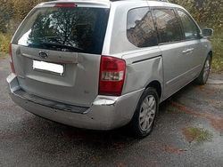 Grigio Usata 2009 Kia Carnival Monovolume | 1000 €