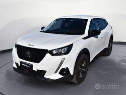 Bianco Usata 2022 Peugeot 2008 Active SUV | 17.900 € (Buon prezzo)