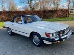 Beige Usata 1986 Mercedes 560 Cabrio | 28.200 €