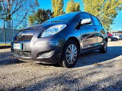 Usata 2009 Toyota Yaris Sol Due volumi | 2490 € (Ottimo prezzo)