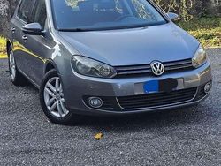 Usata 2010 VW Golf Highline Tre volumi | 5300 € (Buon prezzo)