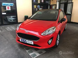 Rosso Usata 2018 Ford Fiesta Due volumi | 9700 € (Buon prezzo)